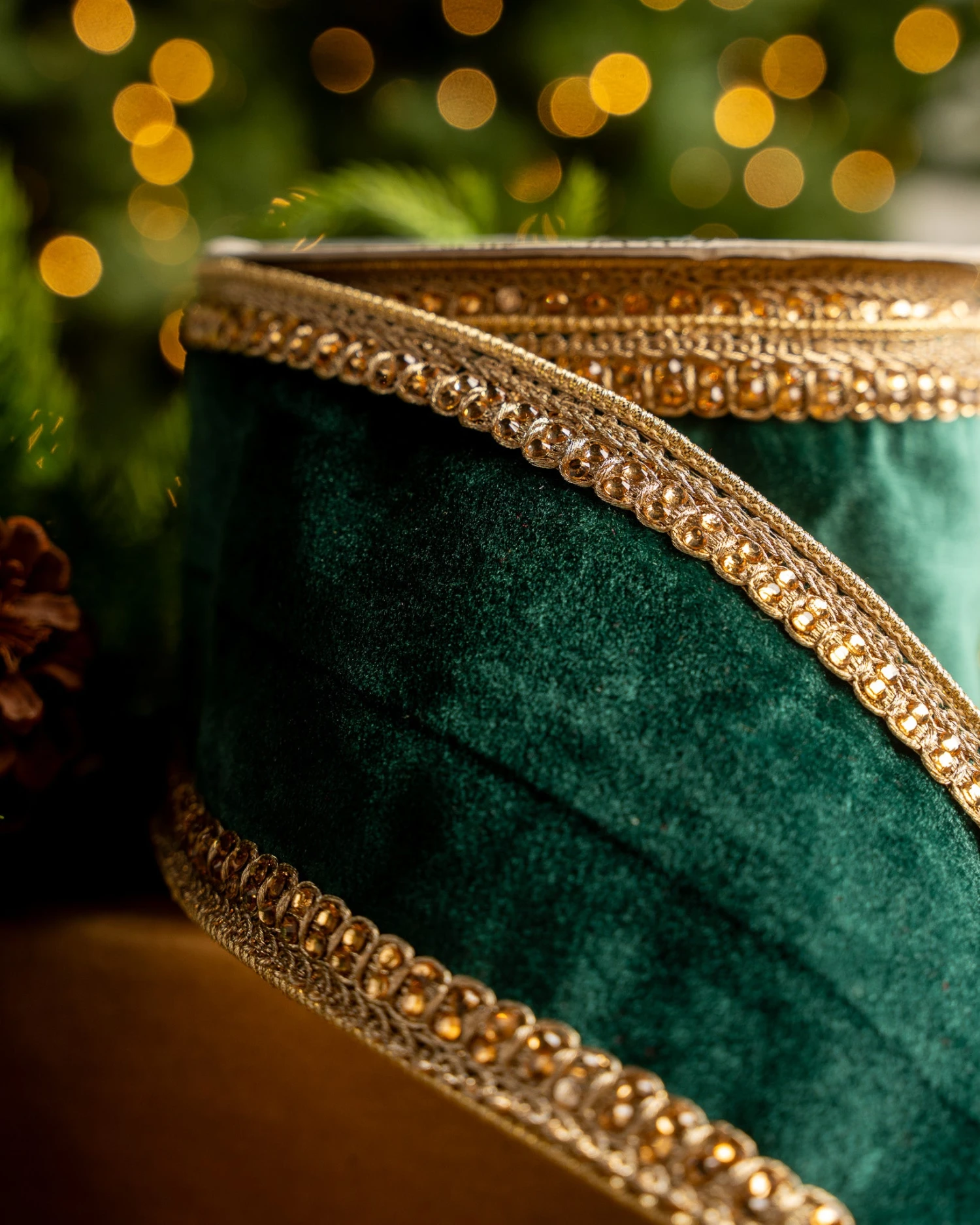 4" X10YD Emerald Velvet Ribbon With Gold Crotchet Trim 4 4" X10YD Emerald Velvet Ribbon With Gold Crotchet Trim - Image 2
