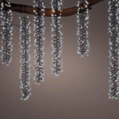 39 FT Cascade Starter Set Cool White With 6 Strings 480 LED Lights Transformer -The Christmas Palace 8720194973196